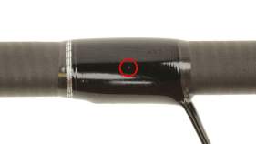 Tailwalk Dageki S762ML- Abgesplitterte Farbe am Spitzen- und Griffteil